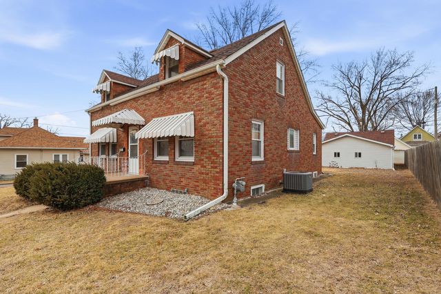 325 23rd Street, East Moline, IL 61244