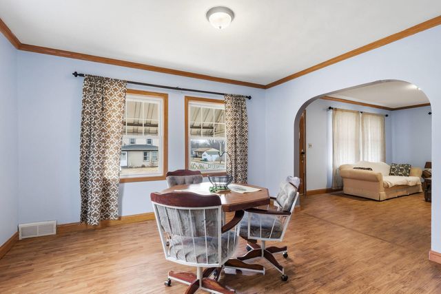 325 23rd Street, East Moline, IL 61244