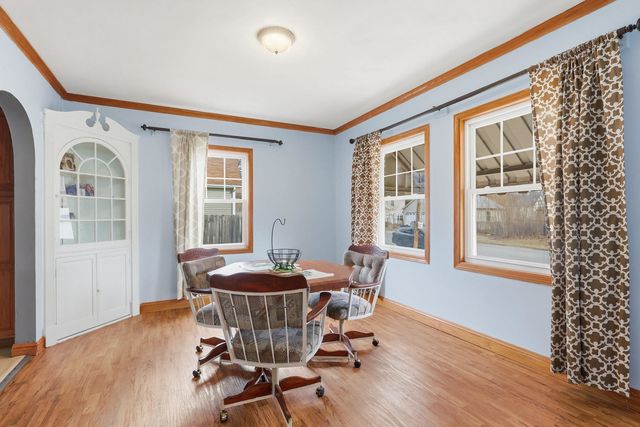 325 23rd Street, East Moline, IL 61244