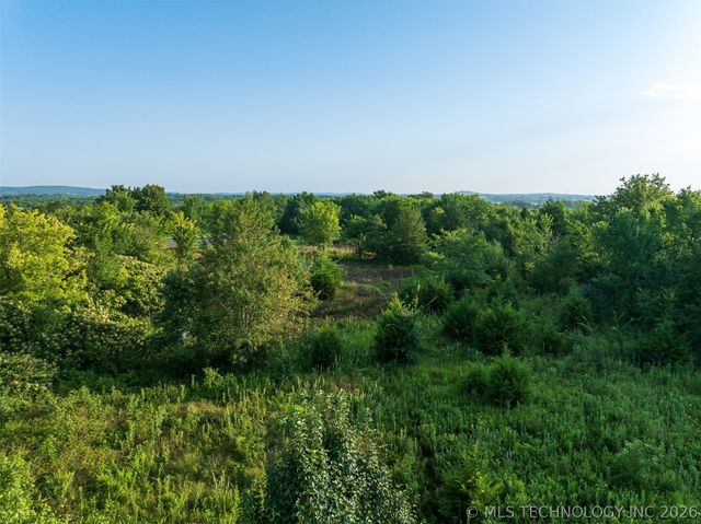 011 W 195th Street S, Mounds, OK 74047