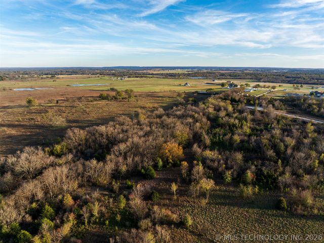 011 W 195th Street S, Mounds, OK 74047