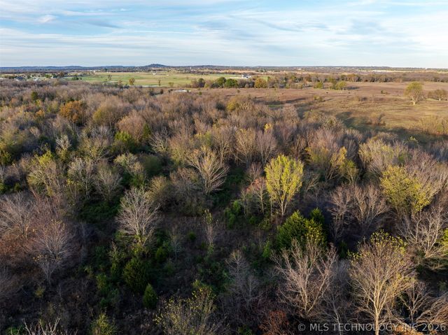 011 W 195th Street S, Mounds, OK 74047