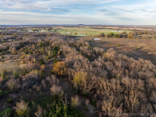 011 W 195th Street S, Mounds, OK 74047