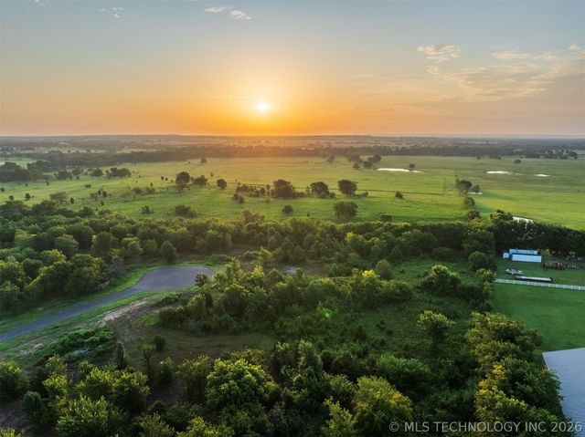 011 W 195th Street S, Mounds, OK 74047