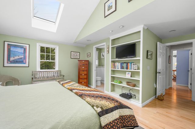 22 Karen Way, Orleans, MA 02653