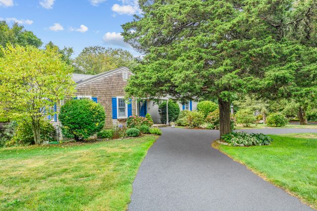 22 Karen Way, Orleans, MA 02653