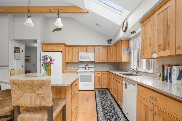 22 Karen Way, Orleans, MA 02653