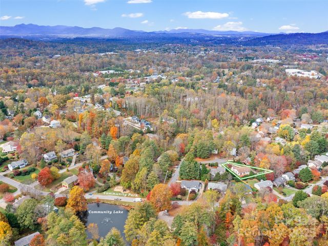 105 Goldfinch Lane, Asheville, NC 28803