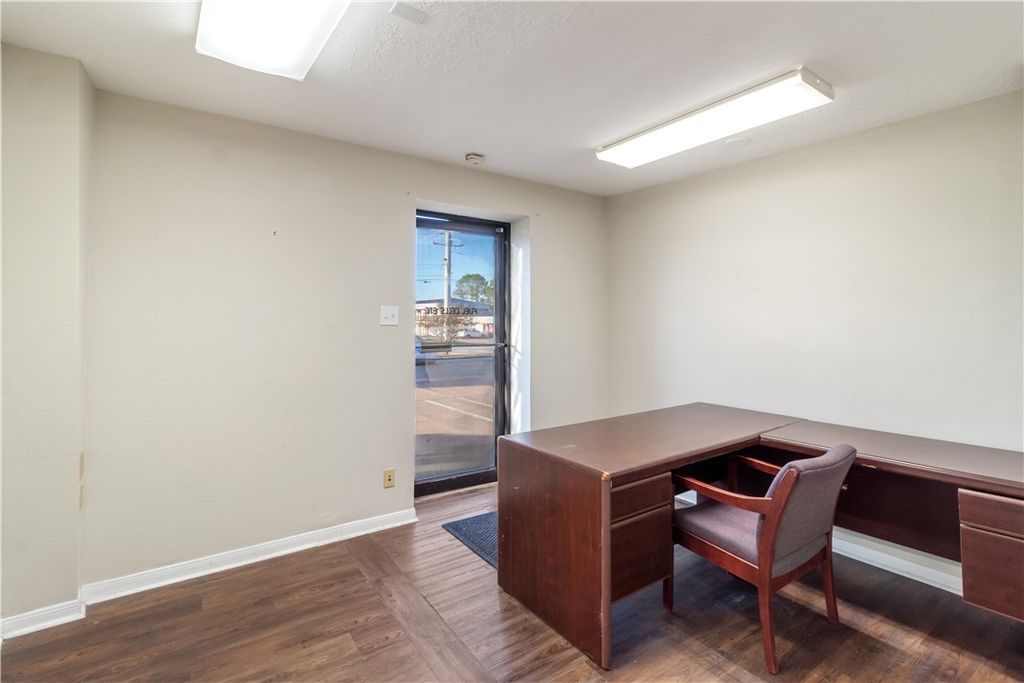 1902 Pinon Drive A, College Station, TX 77845 — photo 4