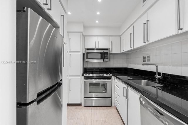 1000 West Avenue 609, Miami Beach, FL 33139