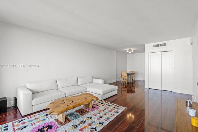 1000 West Avenue 609, Miami Beach, FL 33139