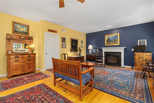 59 Sylvan Way, South Kingstown, RI 02881