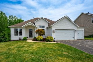 14045 Tallgrass Trail, Poplar Grove, IL 61065