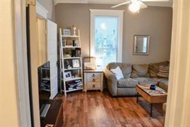 1813 Gentry Street, Houston, TX 77009