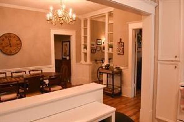 1813 Gentry Street, Houston, TX 77009