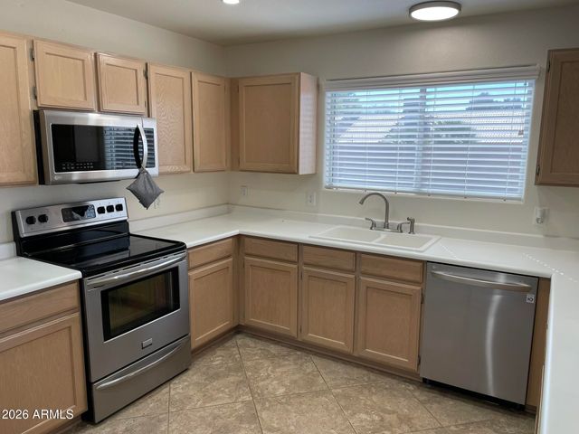 3349 W ABRAHAM Lane, Phoenix, AZ 85027