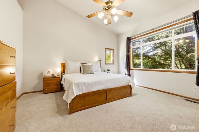 11033 169th Place NE, Redmond, WA 98052
