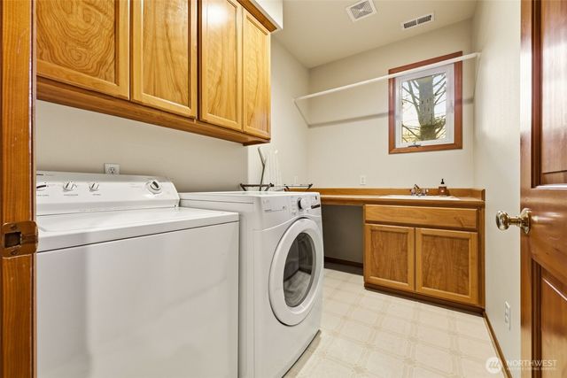 11033 169th Place NE, Redmond, WA 98052