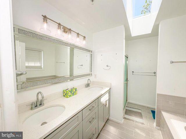 7403 HAWTHORNE ST, Landover, MD 20785