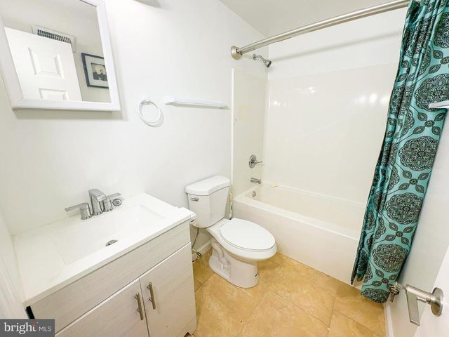 7403 HAWTHORNE ST, Landover, MD 20785