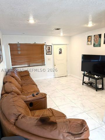 3350 NW 171 ter, Miami Gardens, FL 33056