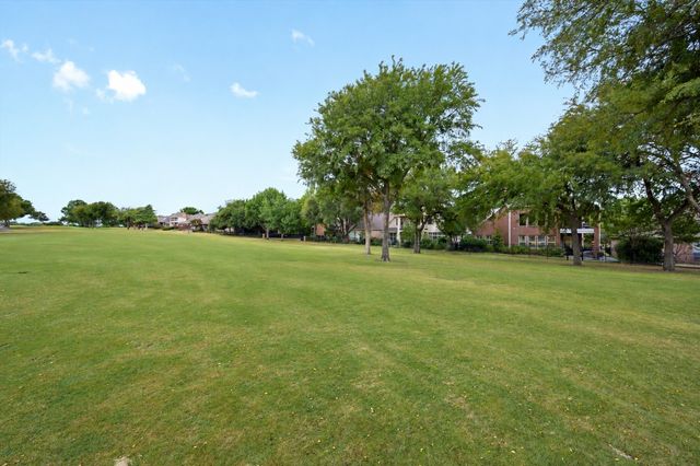 2005 Hillcrest Court, Mckinney, TX 75072