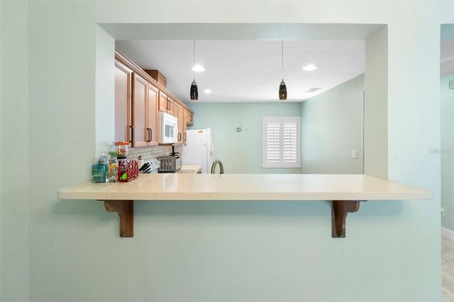 5 ESCONDIDO CIRCLE 46, Altamonte Springs, FL 32701