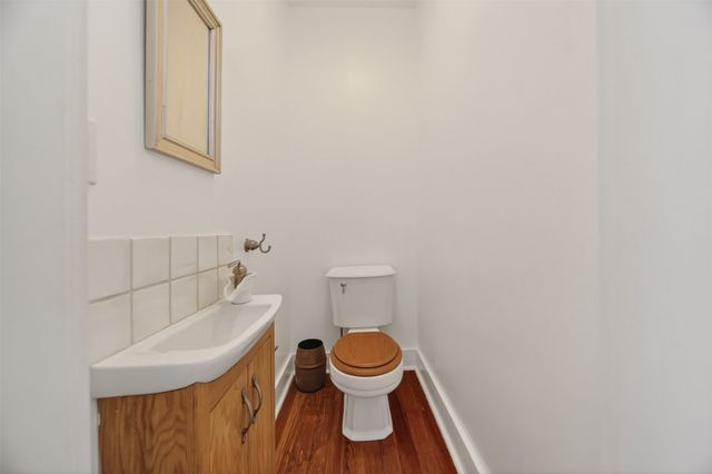 4940 WOLF Road, Erie, PA 16505