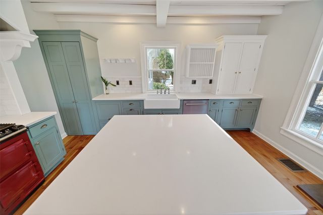 4940 WOLF Road, Erie, PA 16505