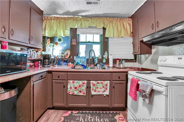 3409 Davis Street, Hope Mills, NC 28348