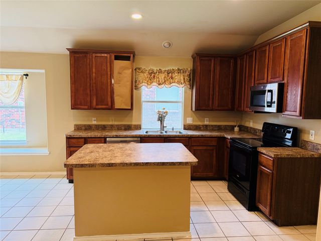 11956 Kingsville Drive, Frisco, TX 75035