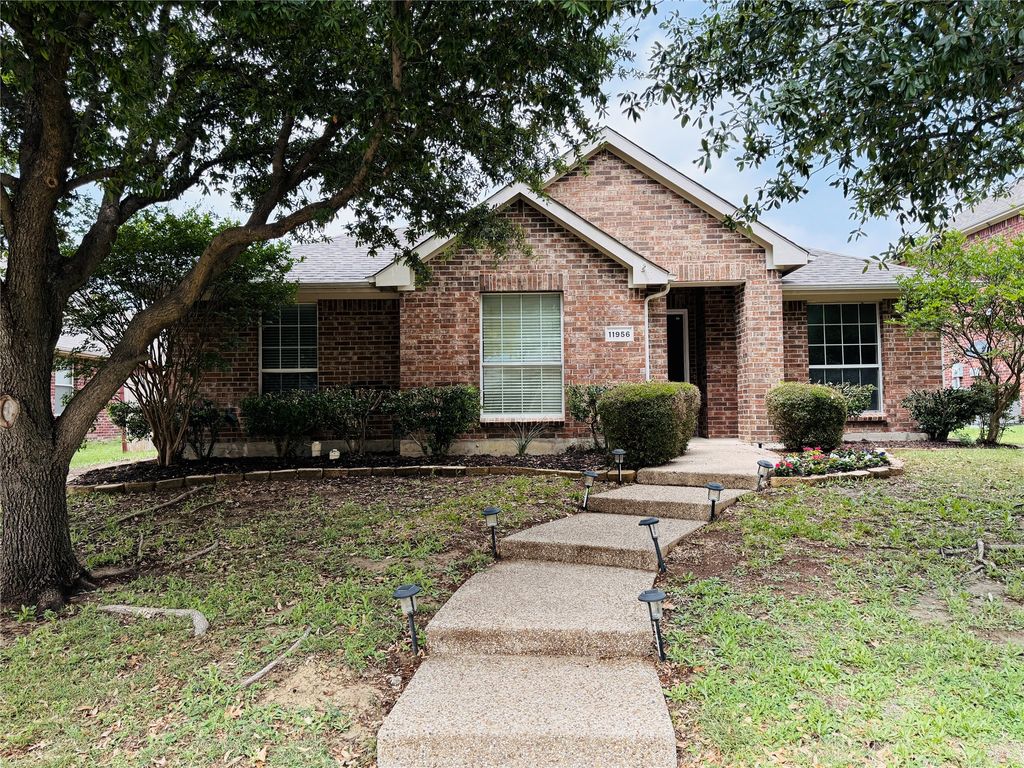 11956 Kingsville Drive, Frisco, TX 75035