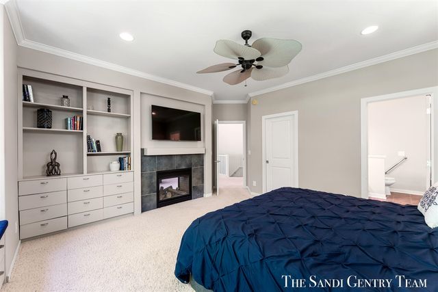 16300 Riverdale Court 38, Spring Lake, MI 49456