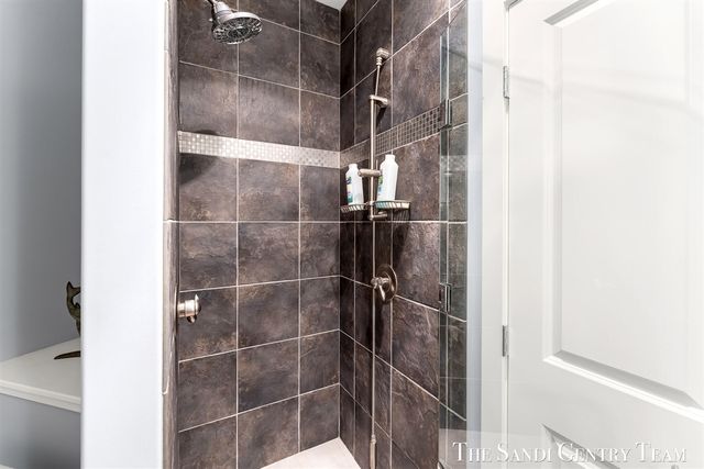 16300 Riverdale Court 38, Spring Lake, MI 49456
