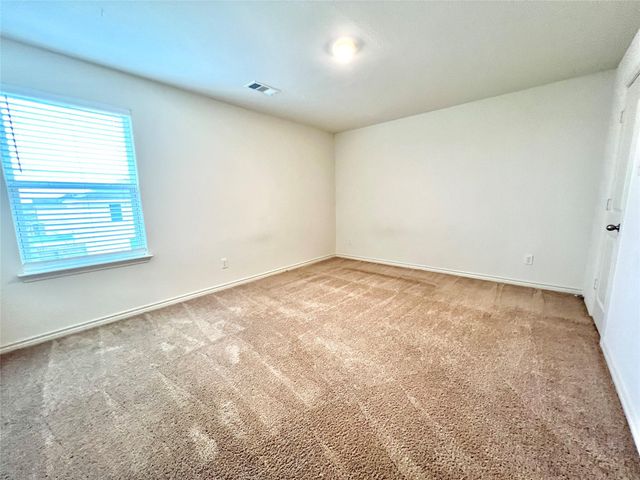 360 Crescent Park DR, Jarrell, TX 76537