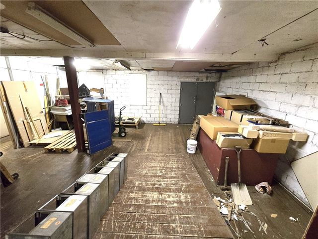 2013 Noble St, Swissvale, PA 15218