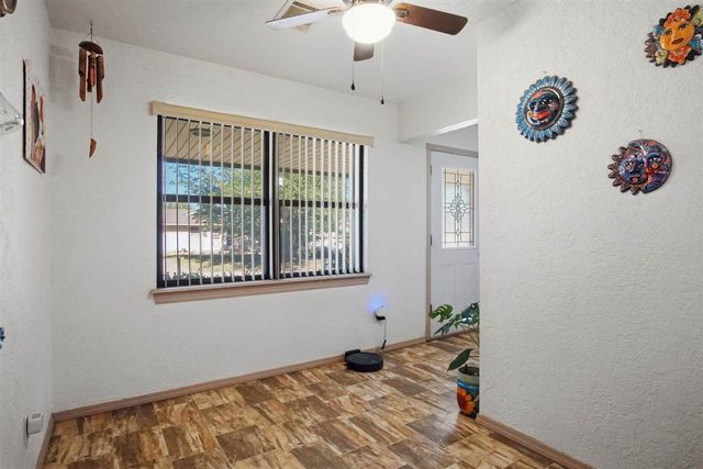 416 NW Woodland Dr, Lawton, OK 73505