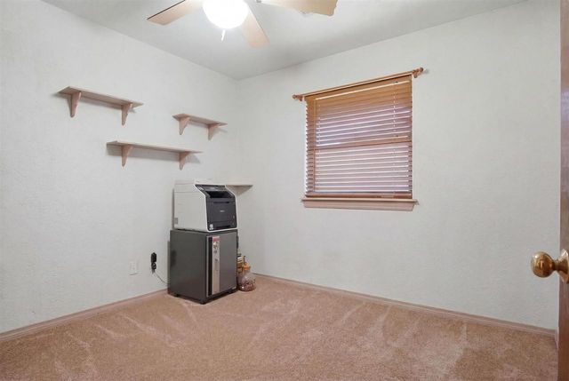 416 NW Woodland Dr, Lawton, OK 73505