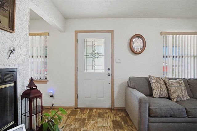 416 NW Woodland Dr, Lawton, OK 73505
