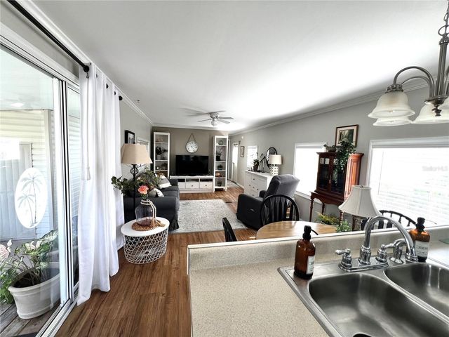5316 53RD AVENUE E R36, Bradenton, FL 34203