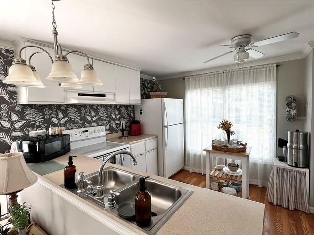 5316 53RD AVENUE E R36, Bradenton, FL 34203