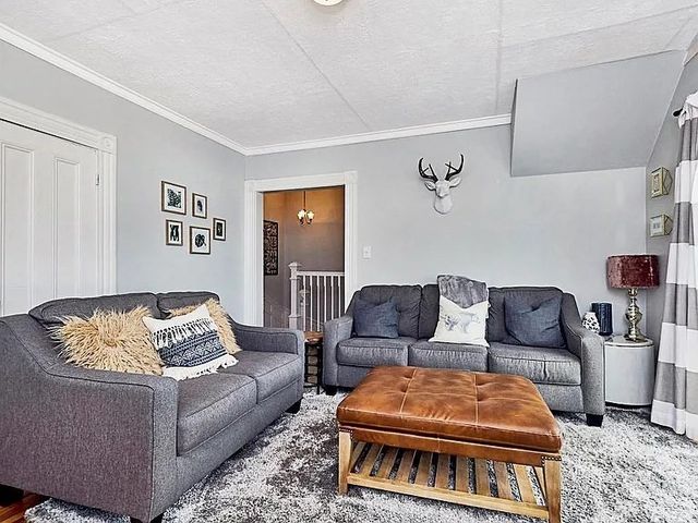 97 Magoun Ave 97, Medford, MA 02155