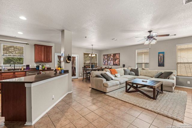 8018 Cooper Pass, San Antonio, TX 78255