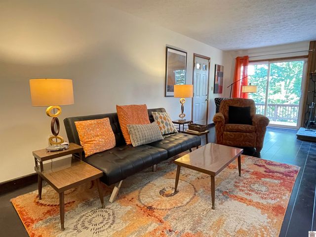 262 Jeopardy Ln # 7, Cadiz, KY 42211