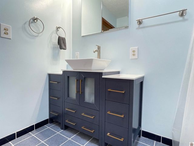 262 Jeopardy Ln # 7, Cadiz, KY 42211