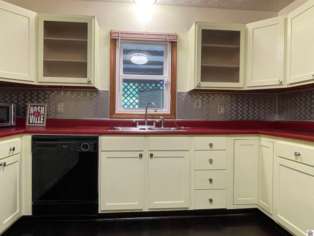 262 Jeopardy Ln # 7, Cadiz, KY 42211