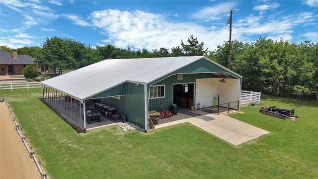 411 N Oak Branch Rd, Waxahachie, TX 75167