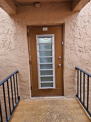 3048 E Sunrise Lakes Drive 316, Sunrise, FL 33322