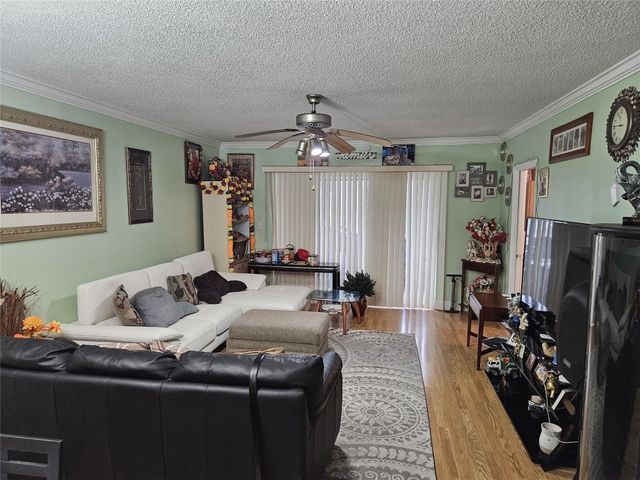 3048 E Sunrise Lakes Drive 316, Sunrise, FL 33322