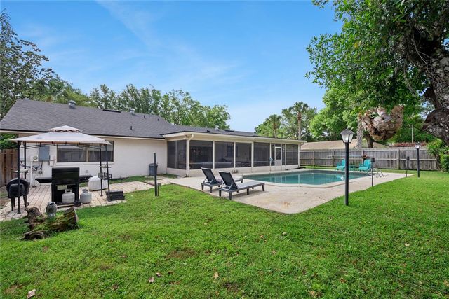 306 HICKORY DRIVE, Longwood, FL 32779
